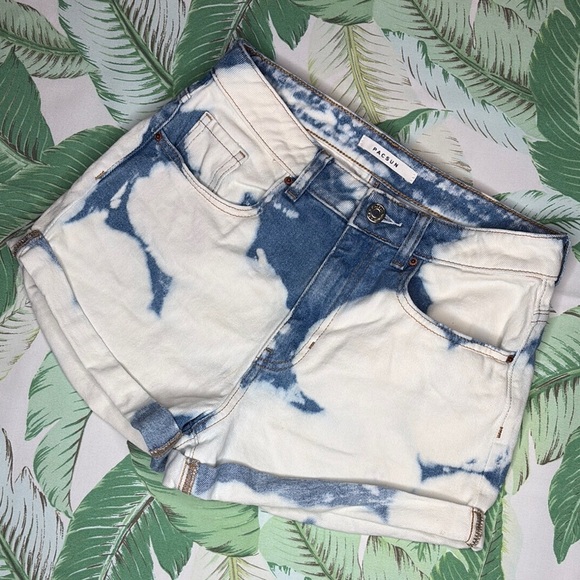 PacSun Cuffed Snowflake Bleach Mom Denim Shorts - Picture 1 of 6